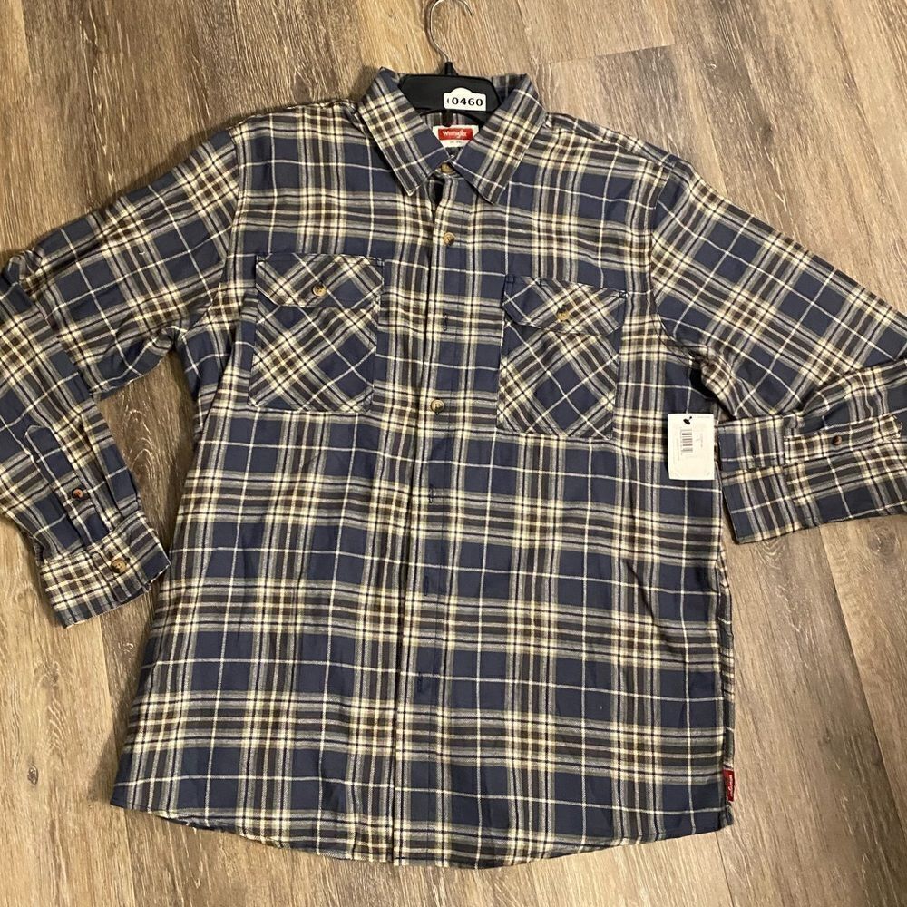 NWT Wrangler Button Drown Flannel Shirts Sz L
